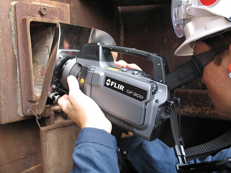Furnaces Inspection Camera FLIR GF309 Thermal Camera